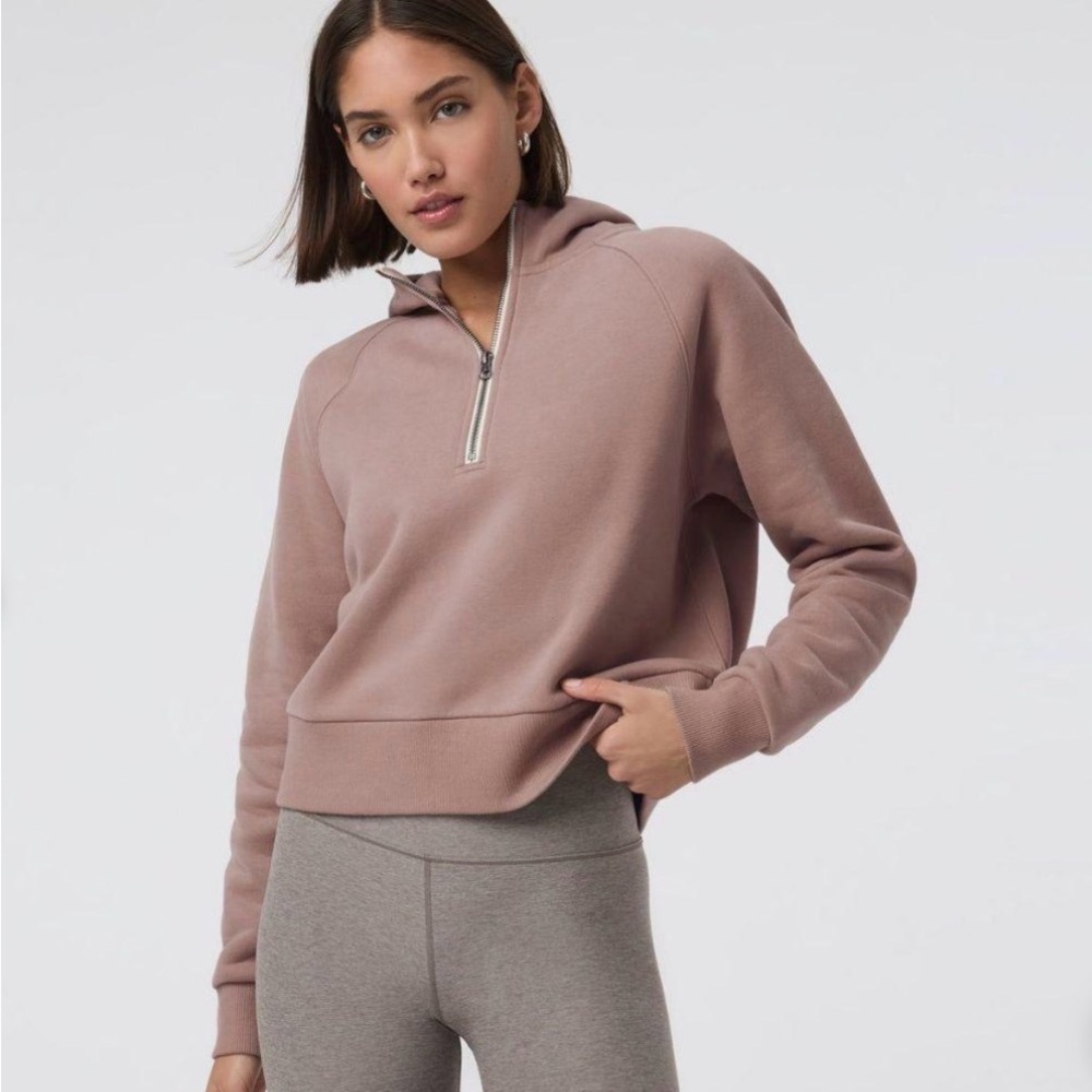 Vuori Women's Restore Half-Zip Sweatshirt - Canyon Clay - Medium